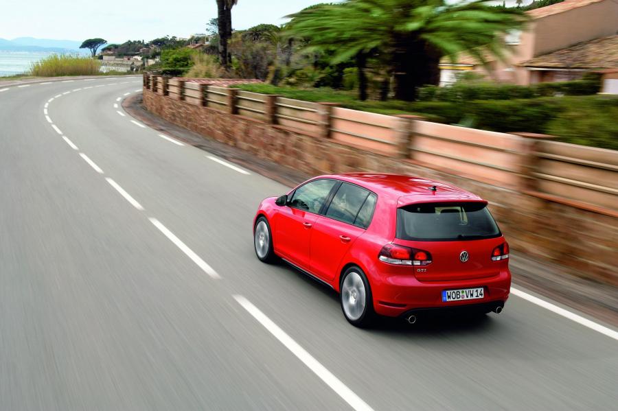  Volkswagen Golf GTi 2008 года  (фото 65 из 83)